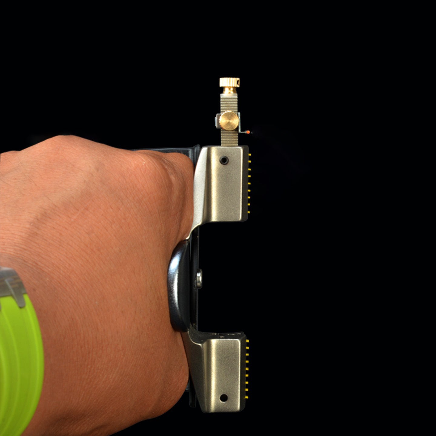 龍歯ターミネーター スリングショット ビー玉銃 龍の歯型ゴム固定クリップ 屋外玩具セット クマ駆除ツール クマ防除用品 害虫防除器 流線型 屋外 ターゲットゲーム 狩猟