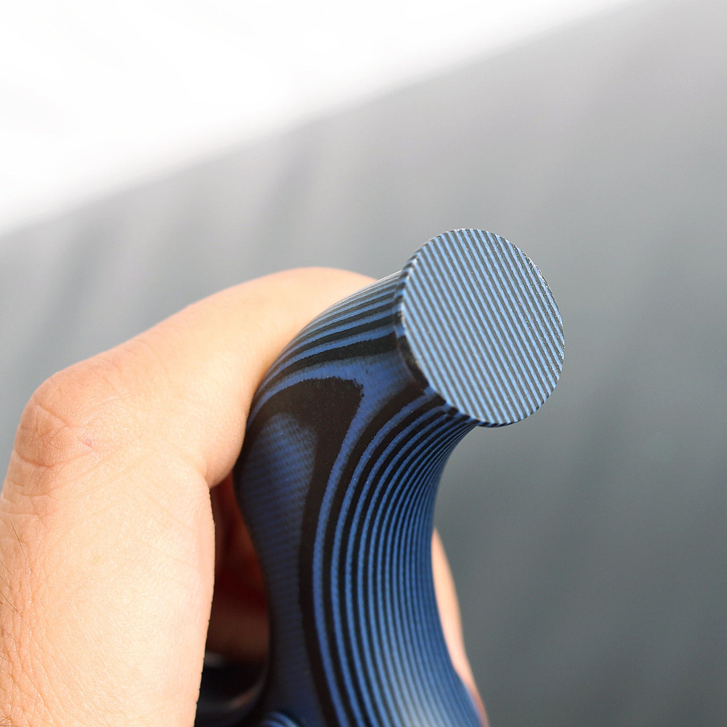 スリングショット パチンコ 動物駆除器 害獣・害虫防除器 G10素材弓 流線型アウトドア ターゲットゲーム 狩猟 練習用スリングショット アウトドア玩具セット クマ駆除ツール クマ防除用品 8016
