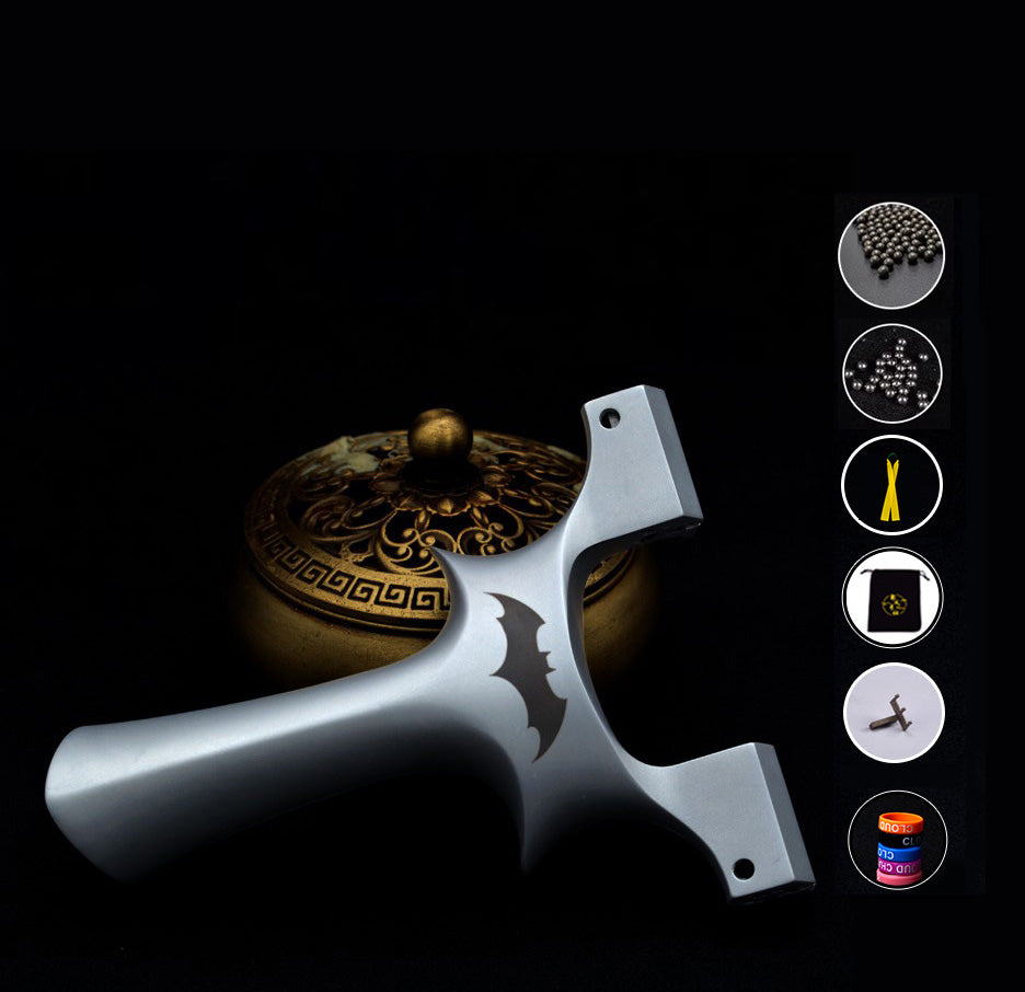 龍歯コウモリ スリングショット パチンコ ワンタッチゴム装着 コウモリの模様 龍の歯型ゴム固定クリップ ステンレス製スリングショット 動物駆除器 害獣・害虫防除器 流線型アウトドア 射撃場ゲーム 狩猟 アウトドア玩具セット クマ駆除ツール クマ防除用品