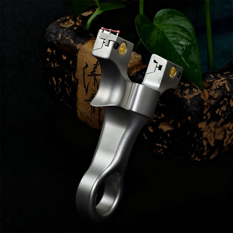 神の罰 丸頭 クリップ式 スリングショット パチンコ ねじ止め式 ラップ&タック式 チタン合金弓頭 射撃場ゲーム 狩猟