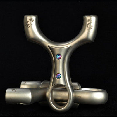 トップカード式ブラインド僧 スリングショット ステンレス鋼スリングショット パチンコ 上部のビーズ固定  動物駆除器 発射装置 害獣・害虫防除器 流線型アウトドア ターゲットゲーム 練習用スリングショット アウトドア玩具セット 狩猟 クマ防除用品 クマ駆除ツール