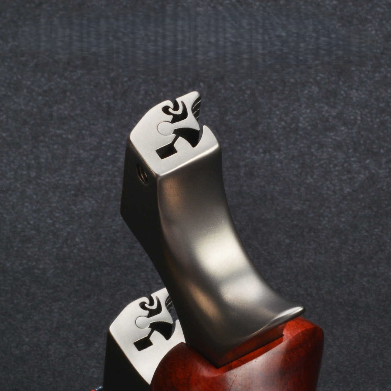 龍歯ゾウ スリングショット 龍の歯型ゴム固定クリップ パチンコ 害獣・害虫防除器 流線型アウトドア ターゲットゲーム 練習用スリングショット アウトドア玩具セット 狩猟 クマ防除用品 クマ駆除ツール