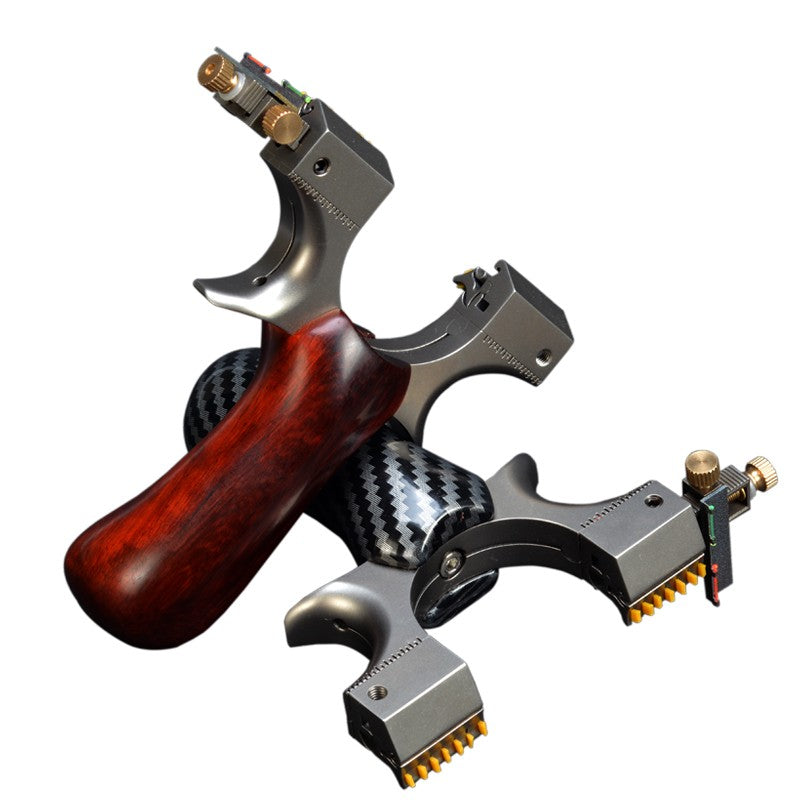 龍歯雀の踊り スリングショット 可変式外弓門幅  龍の歯型ゴム固定クリップ パチンコ チタン合金弓頭 動物駆除器 発射装置 害獣・害虫防除器 流線型アウトドア ターゲットゲーム 練習用スリングショット アウトドア玩具セット 狩猟