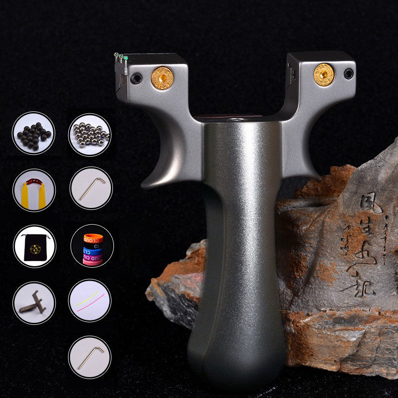スリングショット ビー玉銃 チタン合金弓頭スリングショット 一体型ゴム固定クリップ 動物駆除器 害獣・害虫防除器 流線型 アウトドア 射撃場ゲーム 狩猟 アウトドア玩具セット クマ駆除ツール クマ防除用品
