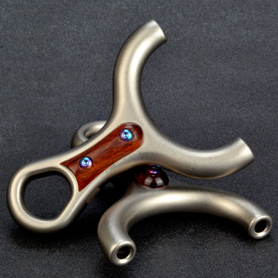 ステンレス鋼花和尚 トップ固定式 パチンコ 上部のビーズ固定  動物駆除器 発射装置 害獣・害虫防除器 流線型アウトドア ターゲットゲーム 練習用スリングショット アウトドア玩具セット 狩猟 クマ防除用品 クマ駆除ツール